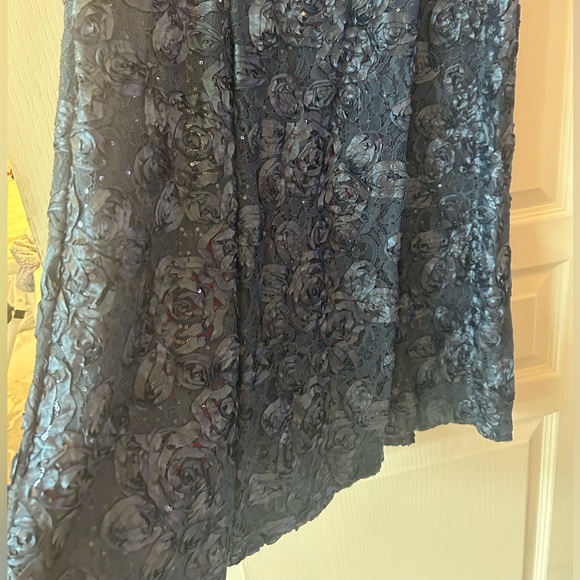 Alex Evenings Women's midi A-Line Rosette Dress - Picture 6 of 9